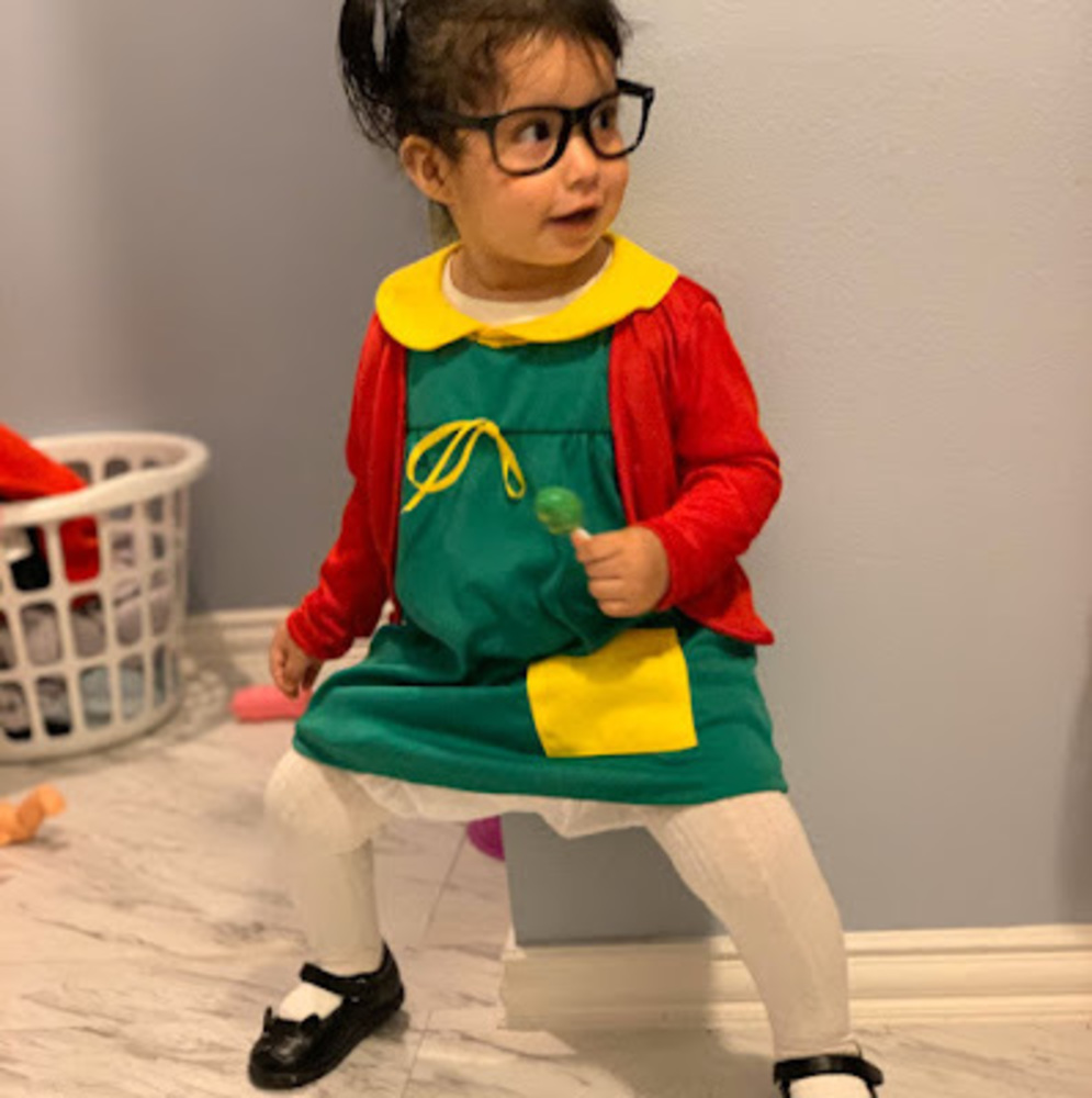 Meet your Posher, Anahy